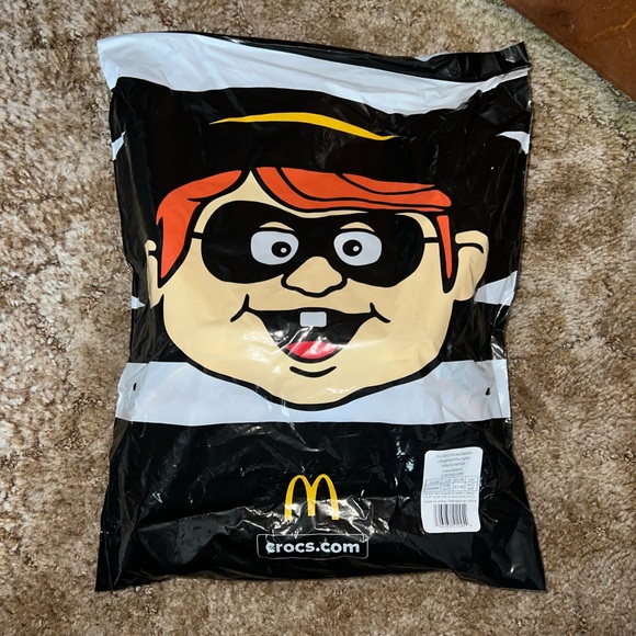 NWT Crocs x Mcdonalds Hamburglar Crocs with Jibbitz Size M8/W10 - Picture 4 of 9